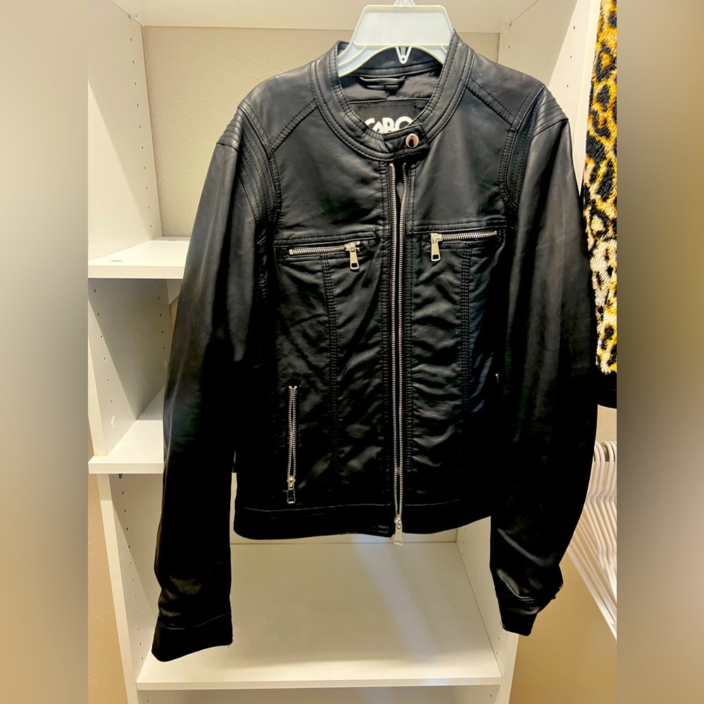 Black GBYGUESS  JACKET